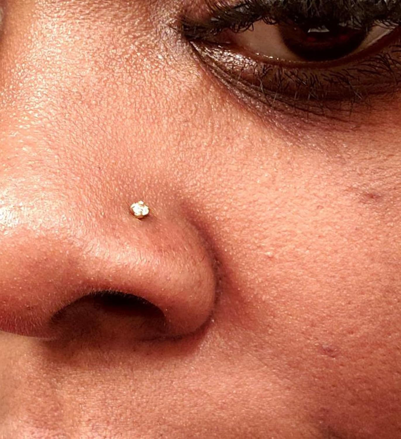 Watch: Megan’s Nose Piercing Experience (A Real Look at the Process - QIAO Crystal