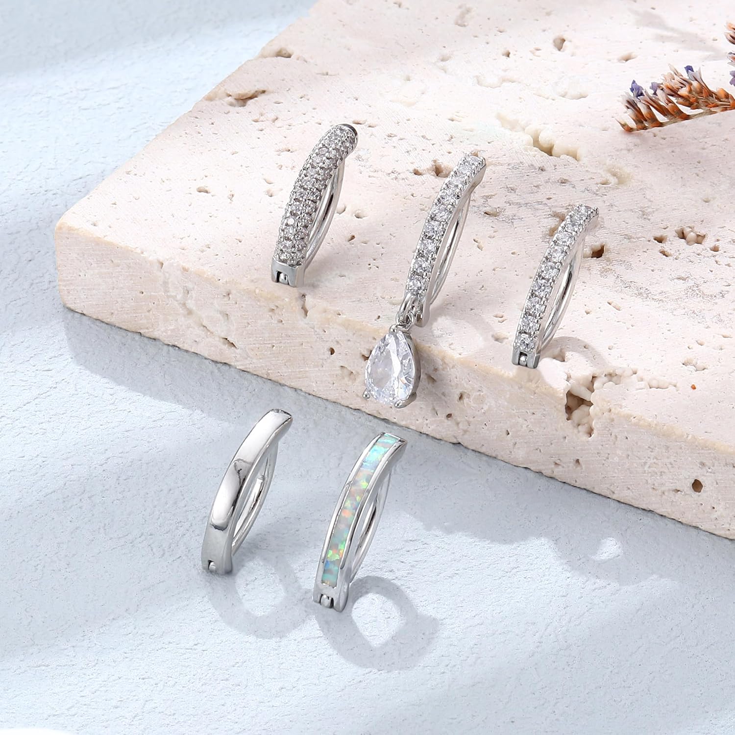 5Pcs Belly Button Ring for Women 14G Short Navel Rings Silver Clicker Belly Piercing Pack Simple Dangle Cute CZ Belly Small Hypoallergenic Belly Button Ring Reverse Piercings Jewelry - 我的商店我的商店我的商店