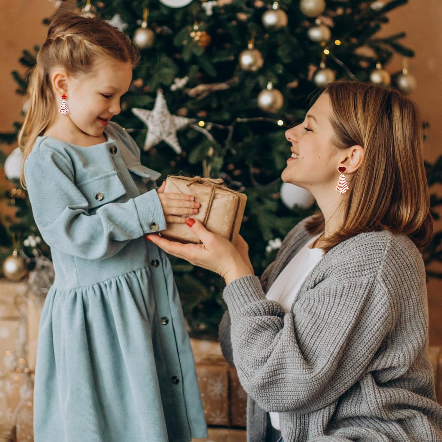 Christmas Earrings for Women 4 Pair Acrylic Colourful Christmas Tree Earrings Decoration Dangle Drop Earrings Christmas Holiday Earrings for Christmas Jewelry for Women - 我的商店我的商店我的商店