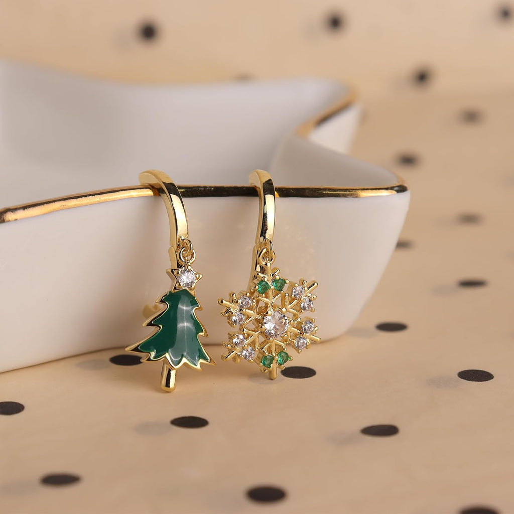 Christmas Tree Snowflake Dangle Drop Small Gold Hoop Earrings for Women Cute Green CZ Rhinestone Snow Xmas Holiday Earring Christmas Accessories Jewelry Outfit Gift - QIAO Crystal我的商店QIAO Crystal