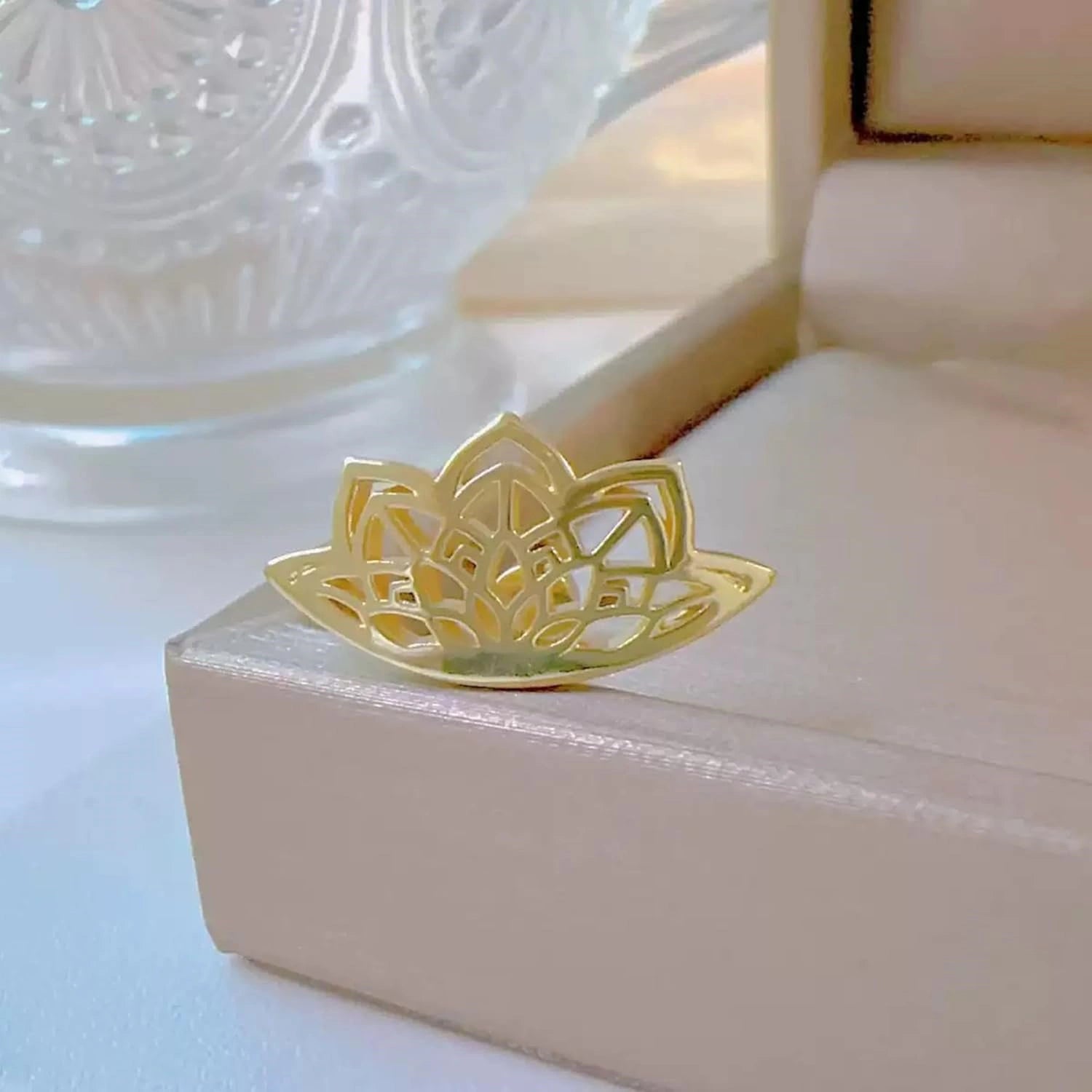 gold-silver-cartilage-helix-earring-for-women-geometric-mandala-lotus-flower-hidden-helix-piercing-earrings-hypoallergenic-cartilage-piercing-earring-jewelry-detail