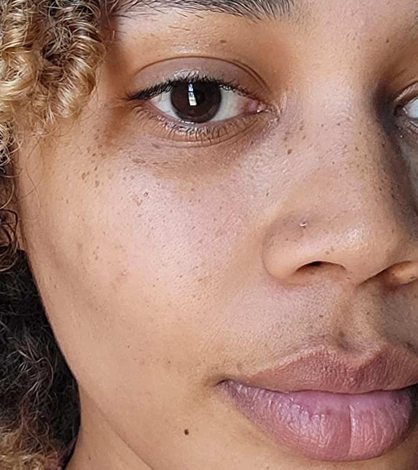 QWALIT Clear Nose Rings Studs L Shape Piercing Retainer Flexible Nose Bone Flesh Skin Color Nostril Piercing Retainer for Work 18g 20g Flat Top - QIAO CrystalQIAO CrystalQIAO Crystal