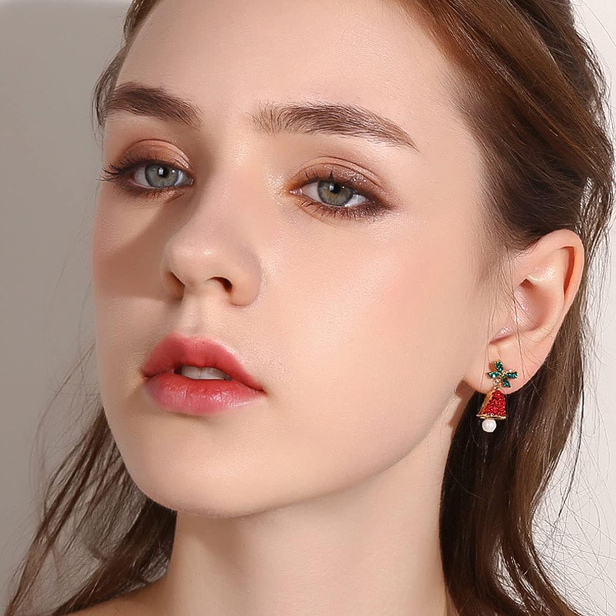 Red Crystal Bell Christmas Hat Earrings Santa Claus Christmas Tree Dangle Earrings Asymmetric Elk Santa Hat Butterfly Bell Christmas Earrings Rhinestone Stud Earrings for Women - 我的商店我的商店我的商店