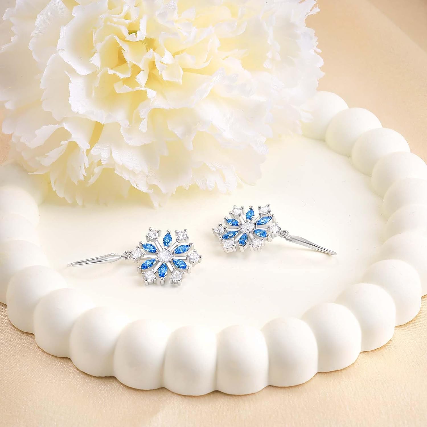 Sterling Silver Snowflakes Earrings for Women Hypoallergenic Sparkly Blue Cubic Zirconia Drop Dangle Earrings Christmas Winter Gifts for Her Wife Mom - 我的商店我的商店我的商店