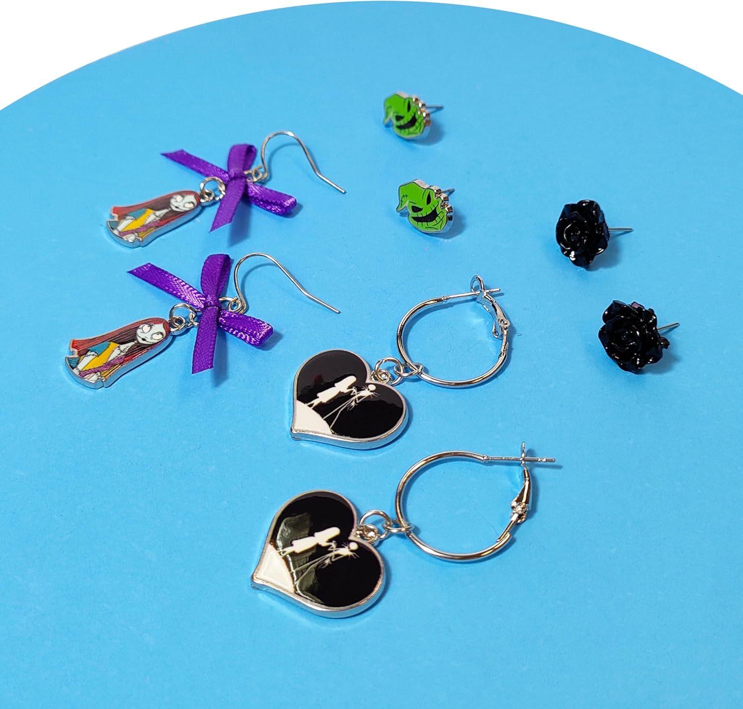 The Nightmare Before Christmas Jewelry Hypoallergenic Earrings for Girls, Stud Earrings & Fishhook Earring Sets with Charms One Size Fits All Gifts Age 4+ - 我的商店我的商店我的商店