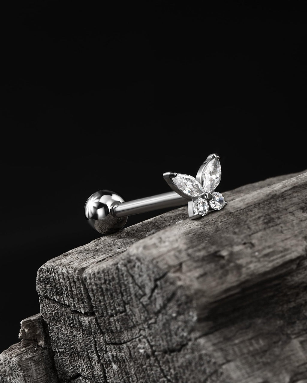 Titanium Tongue Rings - 14g Internally Threaded Tongue Barbell Butterfly Piercing Jewelry - QIAO Crystal我的商店QIAO Crystal