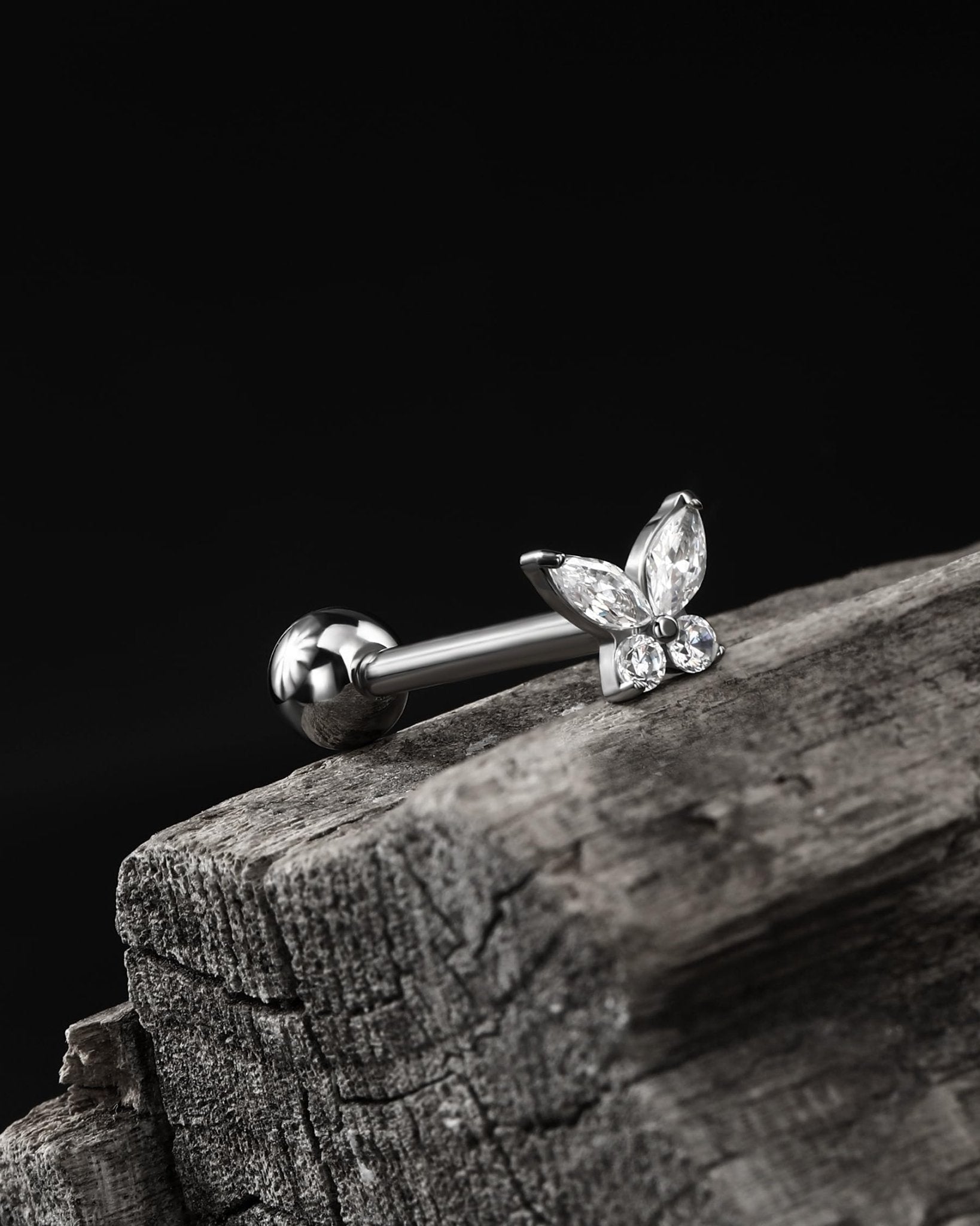 Titanium Tongue Rings - 14g Internally Threaded Tongue Barbell Butterfly Piercing Jewelry - QIAO Crystal我的商店QIAO Crystal